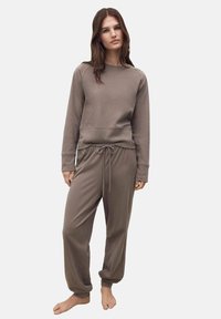 Толстовка Толстовка