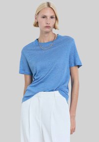 Футболка Футболка