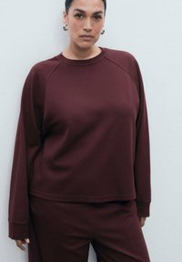 Толстовка Толстовка