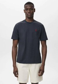 Футболка Футболка