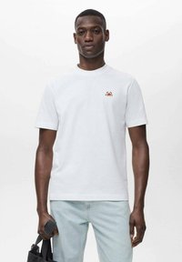 Футболка Футболка