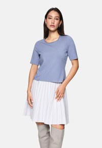 Футболка Футболка