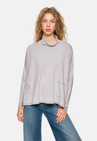 Водолазка Водолазка