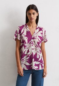 Блузка Блузка