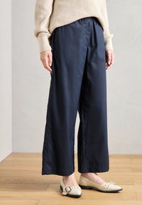 Брюки Брюки