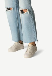 Сникерсы Сникерсы