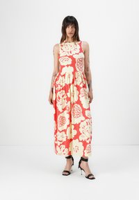 Длинное платье Длинное платье