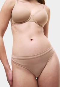 Стринги Стринги