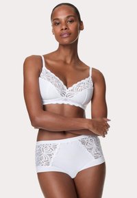 Бюстгальтер Бюстгальтер