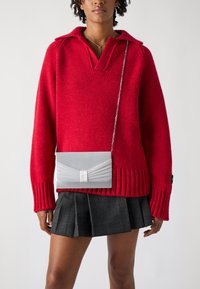 Клатч Клатч