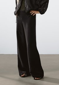 Брюки Брюки