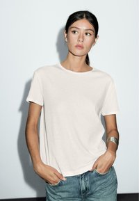 Футболка Футболка