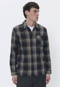 Рубашка Рубашка