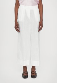 Широкие брюки Широкие брюки