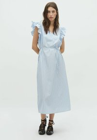 Летнее платье Летнее платье