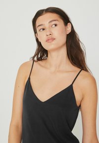 Летнее платье Летнее платье