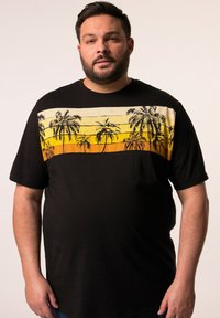 Футболка Футболка