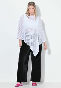 Пончо Пончо