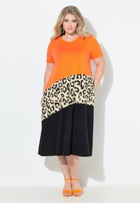 Летнее платье Летнее платье