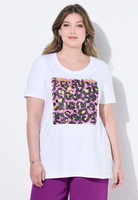 Футболка Футболка