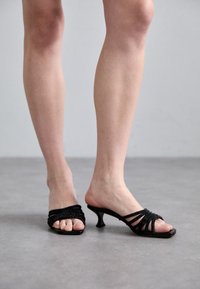 Босоножки Босоножки