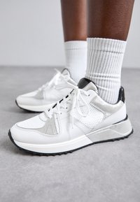 Сникерсы Сникерсы