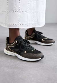 Сникерсы Сникерсы