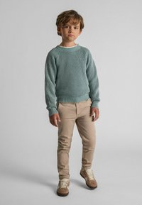 Пуловер Пуловер