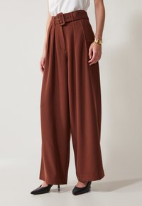 Брюки Брюки