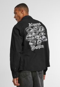 Рубашка Рубашка