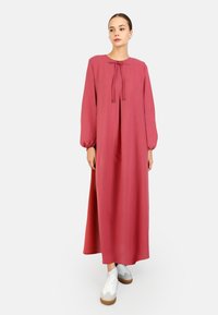 Платье макси Платье макси