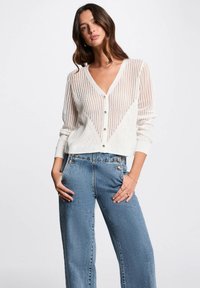 Вязаная кофта Вязаная кофта