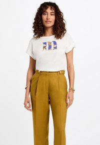 Футболка Футболка