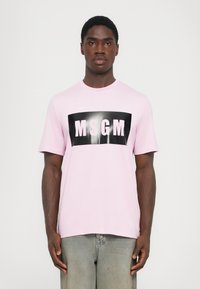 Футболка Футболка