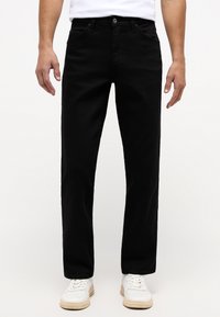 Прямые джинсы Прямые джинсы