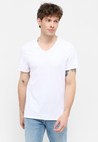 Футболка Футболка