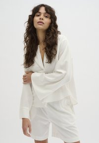 Блузка Блузка