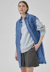 Джинсовое платье Джинсовое платье