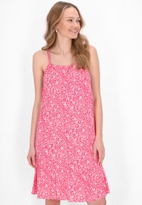 Летнее платье Летнее платье