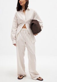 Брюки Брюки