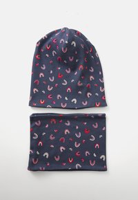 Шапка Шапка