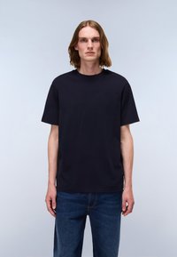 Футболка Футболка