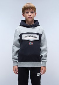 Толстовка Толстовка