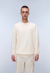 Пуловер Пуловер