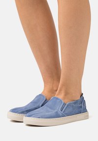 Полуботинки Полуботинки