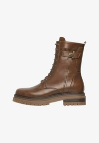 Ботинки на шнуровке Ботинки на шнуровке