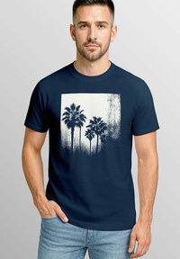 Футболка Футболка