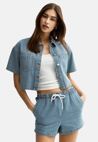 Джинсовая блузка Джинсовая блузка