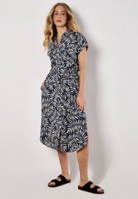 Платье Платье