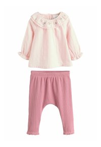 Блузка Блузка